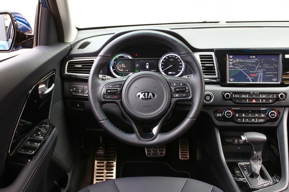 Ukrainalaisille tarjotaan hybridi-crossover Kia Niroa alennettuun hintaan