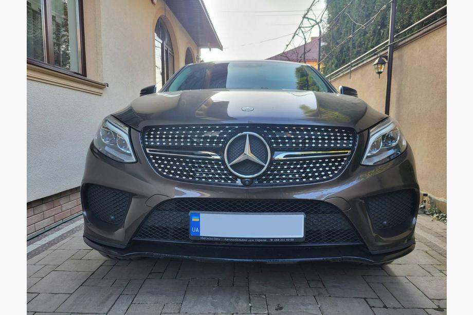 Mercedes GLE coupe C292 2015–2019 Tuning-jäähdyttimen säleikkö (Diamond Silver) Image
