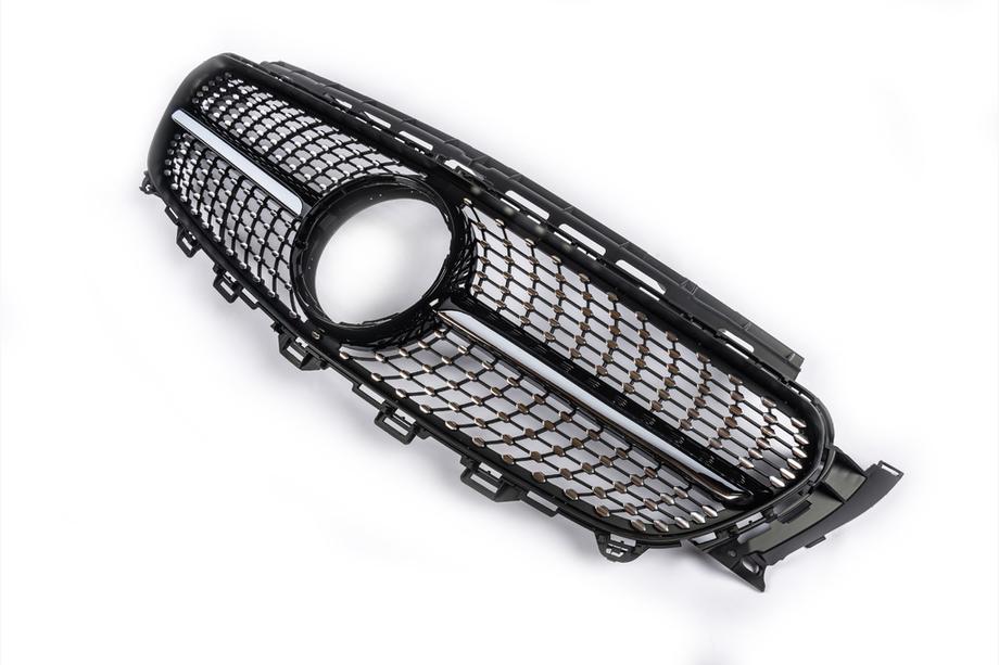 Mercedes E-class W213 2016–2023 Etusäleikkö Diamond Black (Avantgarde/AMG-Line/E43 AMG/E53 AMG 2016-2020) Ilman kameran paikkaa Kuva 3