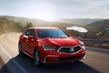 Päivitetty Acura RLX -sedan esiteltiin kuva 1