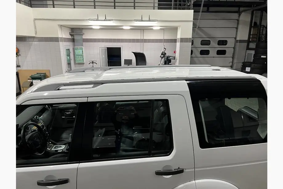 Land Rover Discovery IV 2009–2017 Kattokaiteet Original-malli (harmaat) Kuva 6