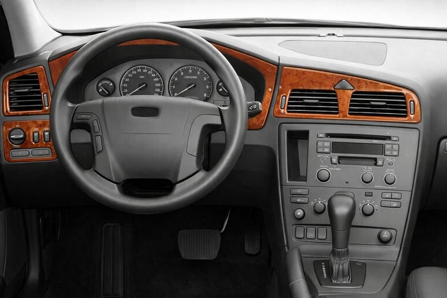 Volvo S60 2000–2009 Kojelaudan peitelistat (pääosat, 2005-2009) Puu Image