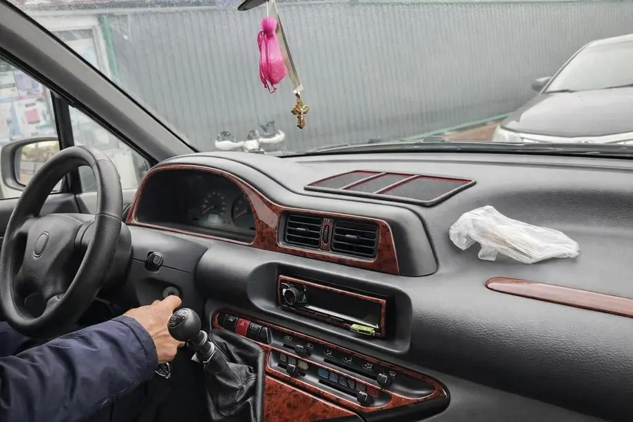 Peugeot Expert 1995–2007 Kojelaudan suojapaneelit (Meric) Kuva 1