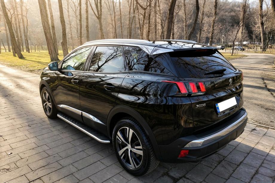 Peugeot 3008 2016–2023 Maydos V1 sivuastinlaudat (2 kpl, alumiini / ruostumaton teräs) Image
