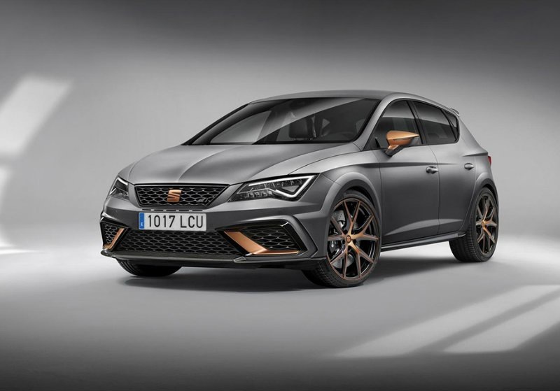 Seat paljasti uuden Leon Cupra R -sukupolven