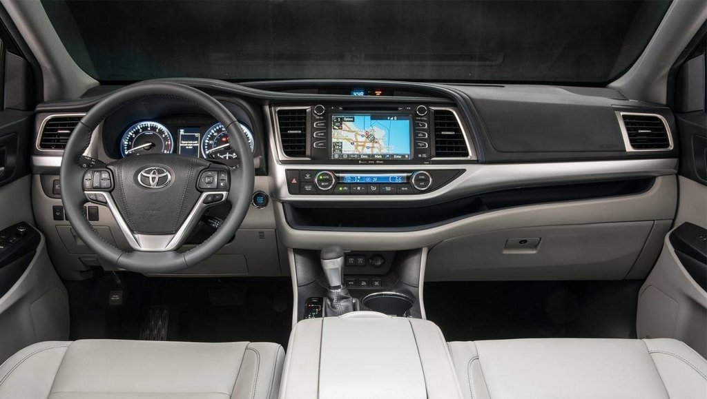 Toyota Highlander 2017 -mallivuoden koeajo