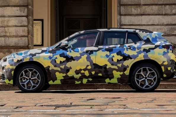 Milano esitteli uuden crossover-coupén BMW X2:n