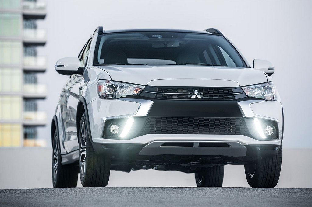 Uudistettu Mitsubishi ASX 2018-mallivuodelle