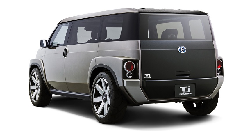 Toyota esitteli katumaasturin ja pakettiauton yhdistelmän