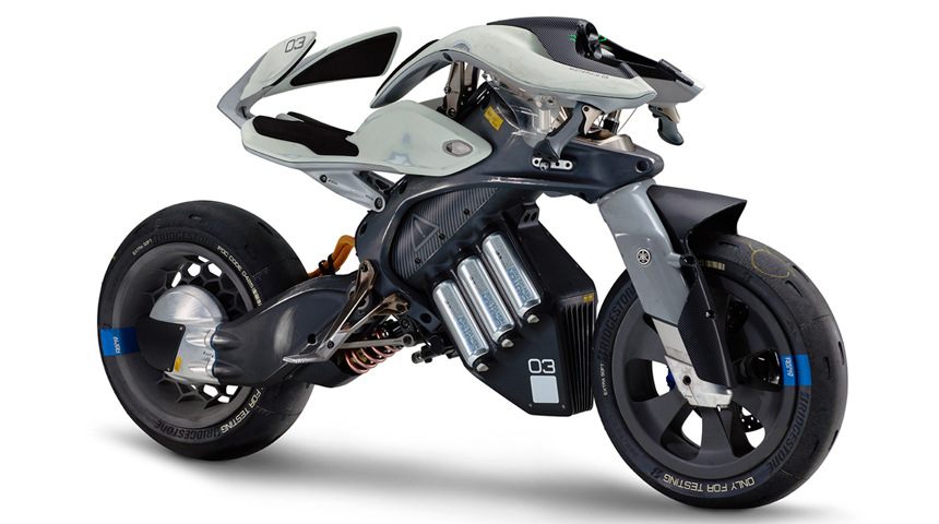Yamaha esittelee ensimmäisen autonsa