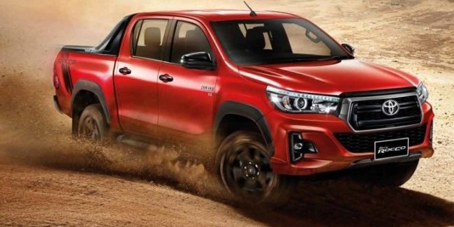 Toyota julkaisee päivitetyn Hilux-pickupin