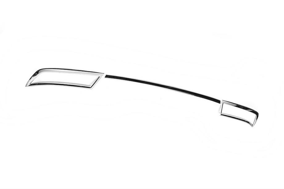 Skoda Octavia III A7 2013–2019 Takadiffuusorin kehys (2013-2017, ruostumaton teräs) Kuva 4
