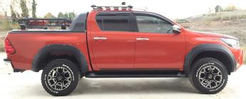 Toyota Hilux 2015– Pyöränkaaren levikkeet (2015-2020, ABS, pulttikiinnitteiset) kuva 12