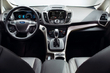 Katsaus kompaktiin viisipaikkaiseen Ford C-Max -minitila-autoon kuva 5