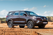 Katsaus 7-paikkaiseen Toyota Fortuner -maasturiin kuva 3