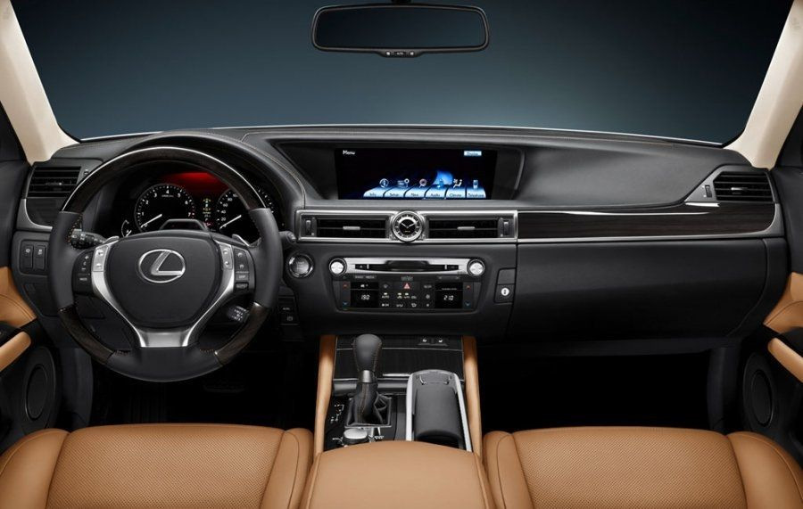 Lexus GS -sedanin koeajo ja katsaus