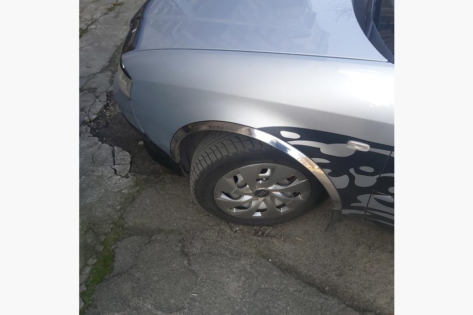 Audi A6 C5 1997–2001 Pyöränkaaren kromilistat (4 kpl, ruostumaton teräs) Image