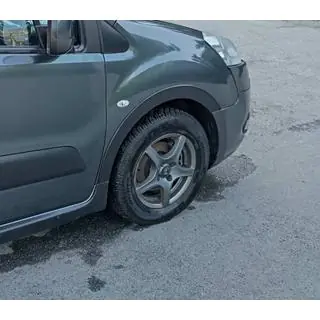 Lokasuojan kaarilevikkeet (4 kpl, mustat) kuva 4