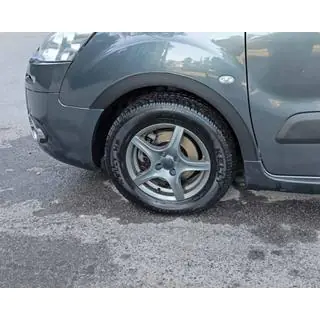 Lokasuojan kaarilevikkeet (4 kpl, mustat) kuva 1