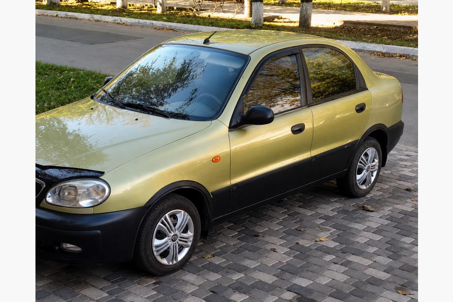 Daewoo Lanos 1998–2017 Lokasuojan kaarilevikkeet (4 kpl, mustat) Image