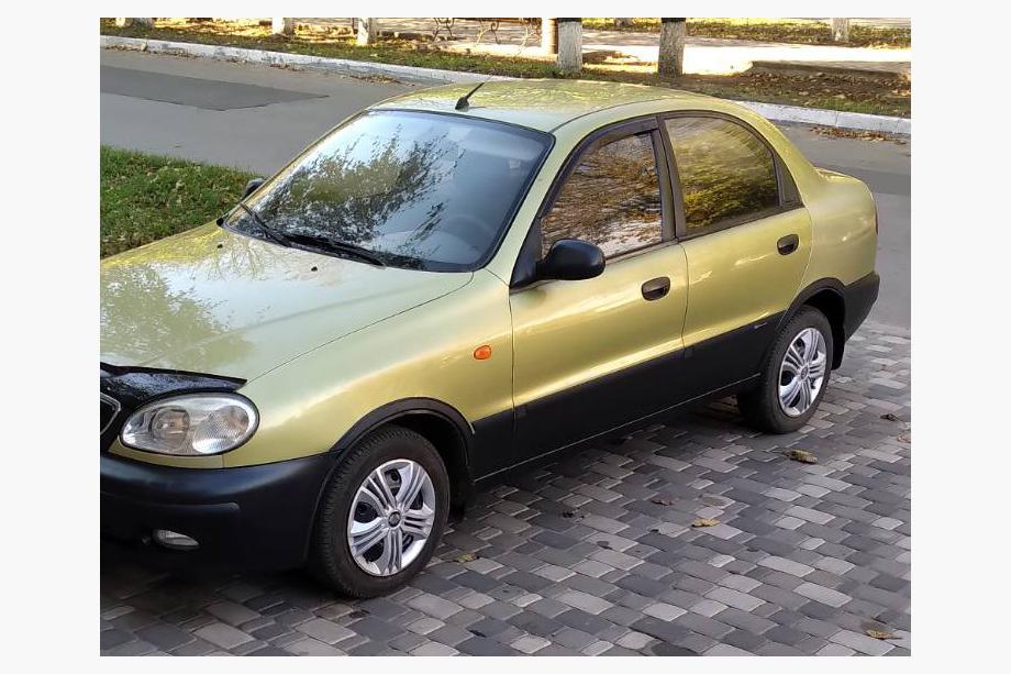 Chevrolet Lanos 1998–2017 Lokasuojan kaarilevikkeet (4 kpl, mustat) Image
