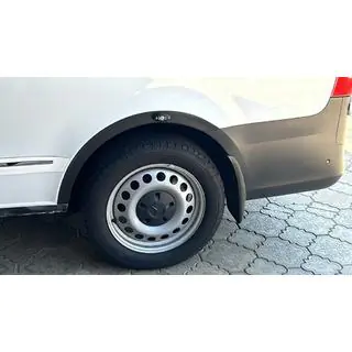 Lokasuojan kaarilevikkeet (4 kpl, mustat) kuva 2