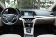 Hyundai Elantra -sedanin kuudennen sukupolven koeajo kuva 5
