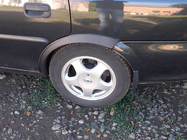 Opel Vectra B 1995–2002 Lokasuojan kaarilevikkeet (4 kpl, mustat) Metalliset kuva 7