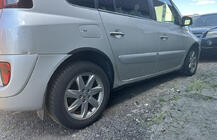 Renault Espace 2002–2014 Lokasuojan kaarilevikkeet (4 kpl, mustat) kuva 2