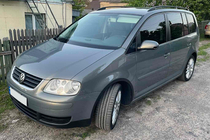 Volkswagen Touran 2003–2010 Lokasuojan kaarilevikkeet (4 kpl, mustat) 2003-2006, Metalliset kuva 1