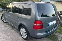 Volkswagen Touran 2003–2010 Lokasuojan kaarilevikkeet (4 kpl, mustat) 2003-2006, Metalliset kuva 2