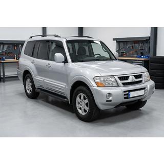 Allmond Black sivuaskelmat (2 kpl, alumiini) Mitsubishi Pajero Wagon III 1999–2006 kuva 1