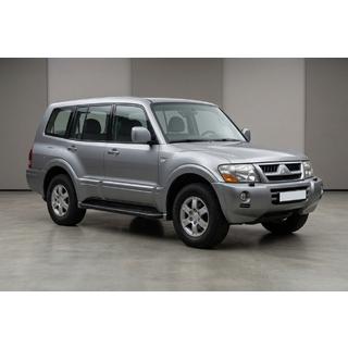 Bosphorus Black sivuastinlaudat (2 kpl, alumiini) Mitsubishi Pajero Wagon III 1999–2006 kuva 1