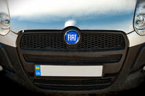 Fiat Sininen itsekiinnittyvä embleemi 95 mm kuva 2