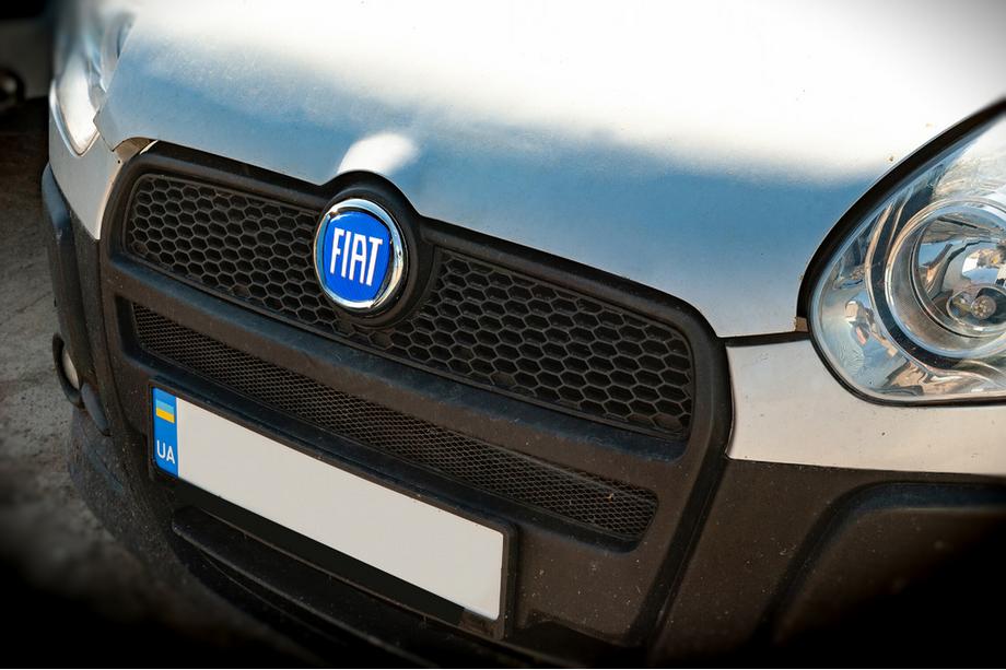Fiat Sininen itsekiinnittyvä embleemi 95 mm Image