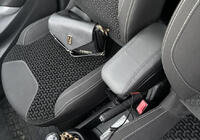 Citroen C-3 2009–2016 Käsinoja (muovisella mukitelineadapterilla) kuva 8