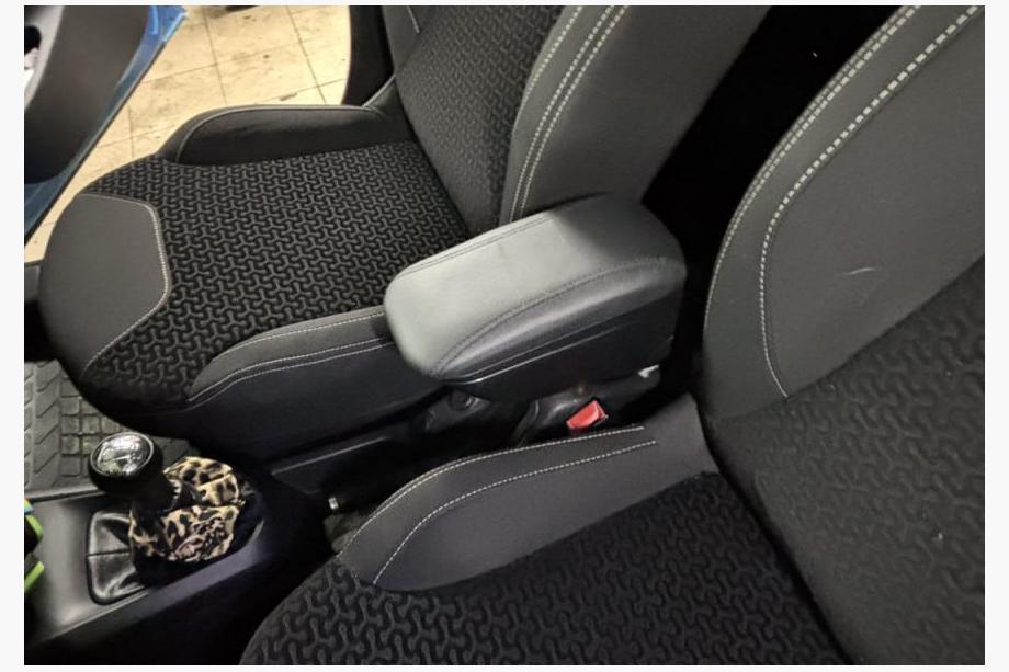 Citroen C-3 2009–2016 Käsinoja (muovisella mukitelineadapterilla) Image