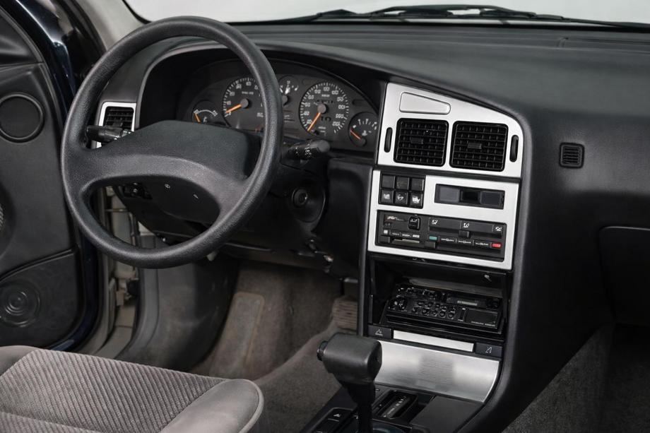 Peugeot 405 1987–1997 Kojelaudan listat (1992-1995) Image