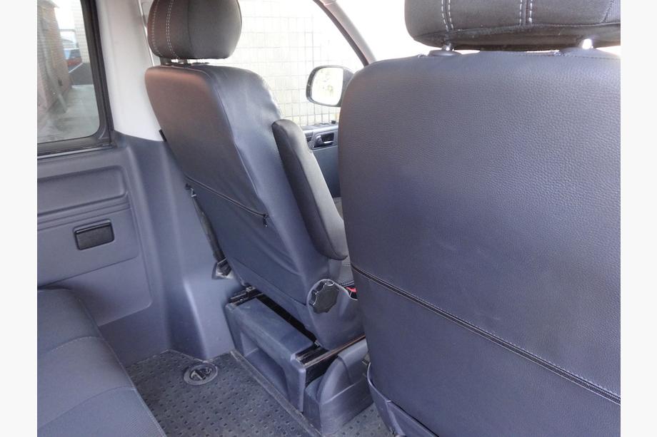 Volkswagen T5 2010–2015 Auton penkinpäälliset (keinonahka↗kangas, Premium) Etupenkit (2+1) Kuva 7
