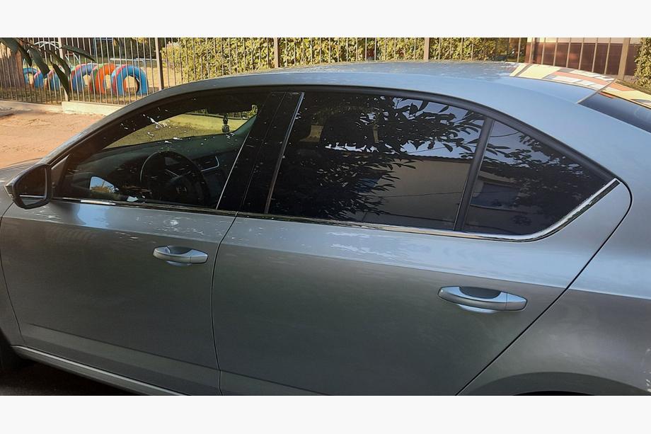 Skoda Octavia III A7 2013–2019 Ikkunalistat (6 kpl, ruostumaton teräs) Kuva 7