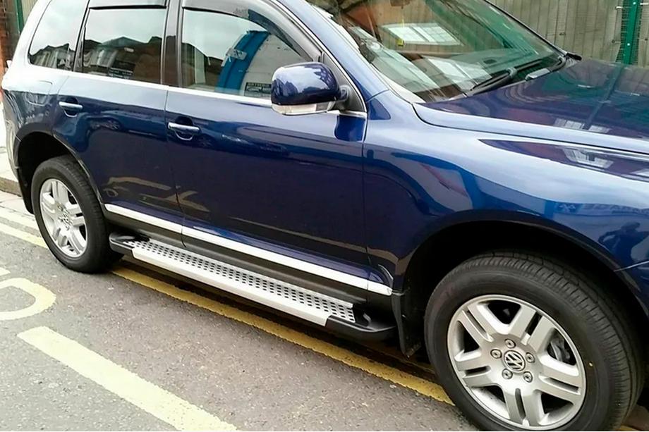 Volkswagen Touareg 2002–2010 Sivukynnykset Allmond Grey (2 kpl, alumiini) Image