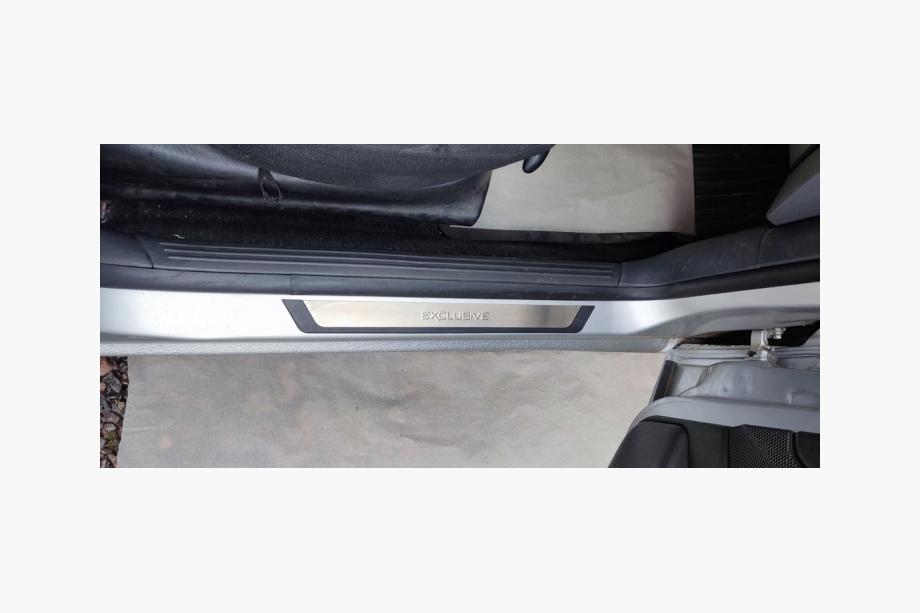 Ford Focus I 1998–2005 Flexill kromiset kynnyslistat (4 kpl) Image