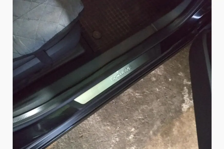 Opel Vectra C 2002–2008 Flexill kynnyslistat (4 kpl, ruostumaton teräs) Kuva 1