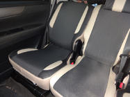 Toyota Avensis 2009–2018 Auton penkinpäälliset (keinonahka↗kangas, Premium) kuva 13