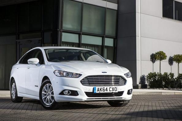 Katsaus viimeisimmän sukupolven Ford Mondeoon