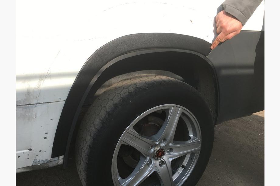 Citroen Jumper 2007–2025 Lokasuojan kaarilevikkeet (4 kpl, mustat) Metalliset Kuva 5