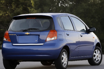 Chevrolet Aveo T200 2002–2008 Takalukun reunalista (ruostumaton teräs) kuva 1