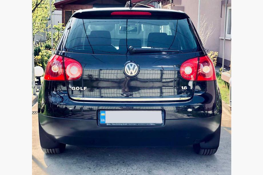 Volkswagen Golf 5 2003–2009 Takalaukun reunalista (RST) Carmos - turkkilainen teräs Image