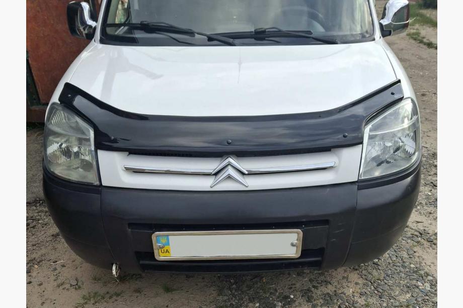 Citroen Berlingo 1996–2008 Konepellin deflektori Eurocap (2003-2008) Image