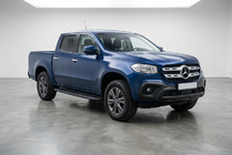 Mercedes X class 2017–2020 Bosphore Black -sivukynnykset (2 kpl, alumiini) kuva 1